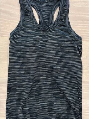 Athleta Tank (Momentum)